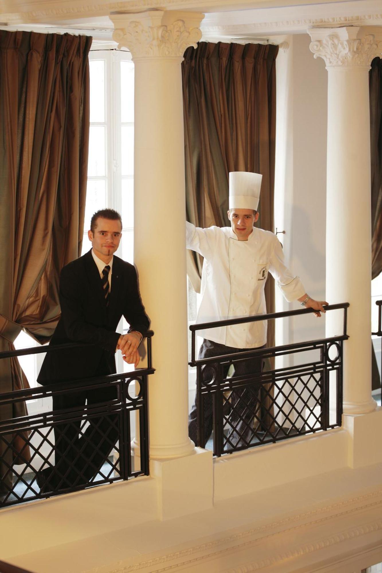 Logis Le Midland Hotell Vichy Exteriör bild